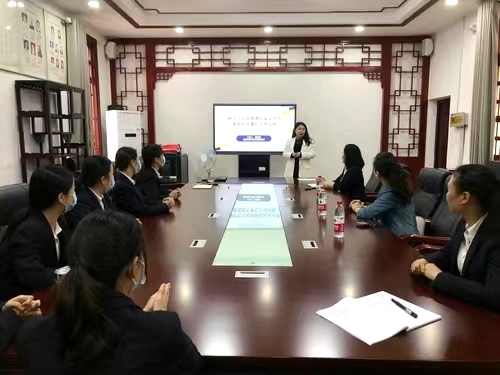 九游(9Game)官方网站:服务地方再发力 开展外语及外事礼仪培训