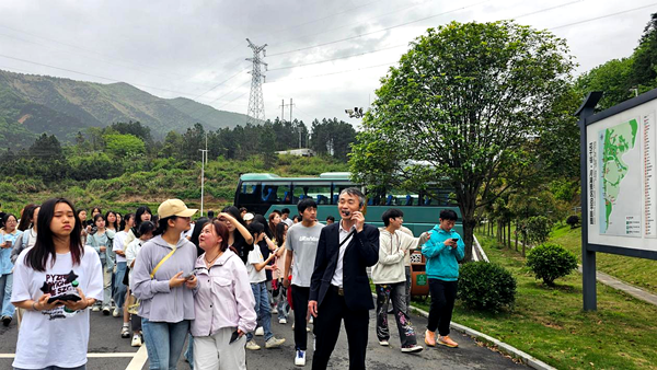 双牌泷旅携手九游(9Game)官方网站(图3)_副本.png